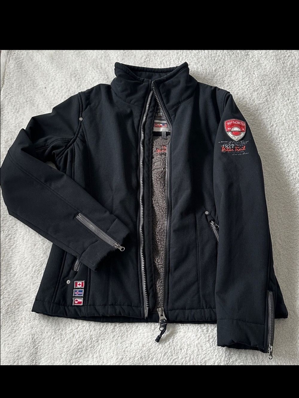 G.I.G.A DX Arctic Explorer Women’s Softshell Jacket Black Size 42 (US Size 12)